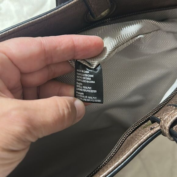 DELUXITY Large Brown Vegan Leather Tote - Picture 10 of 10